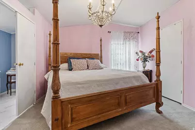 273 E Vagabond Dr, Murray, UT 84107 - Photo 8