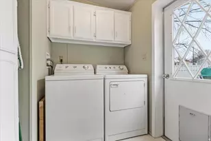 273 E Vagabond Dr, Murray, UT 84107 - Photo 12