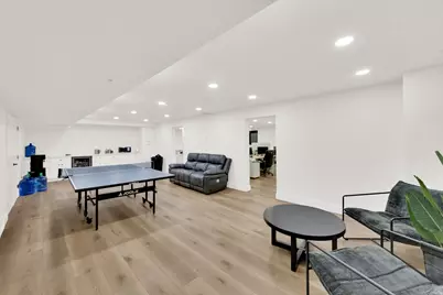 10885 S State St, Sandy, UT 84070 - Photo 14