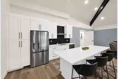 10885 S State St, Sandy, UT 84070 - Photo 10