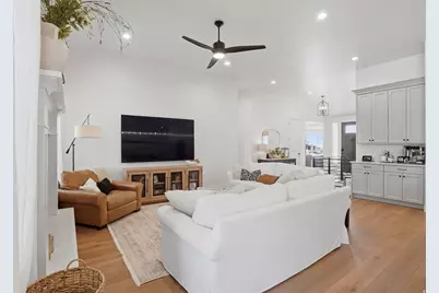6638 W Braeburn Way S, West Jordan, UT 84081 - Photo 8