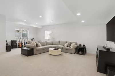 6638 W Braeburn Way S, West Jordan, UT 84081 - Photo 34