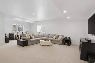 6638 W Braeburn Way S, West Jordan, UT 84081 - Photo 34