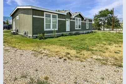 205 N 400 W, Orangeville, UT 84537 - Photo 2