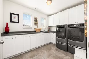 117 E Ridge View Dr, Elk Ridge, UT 84651 - Photo 28