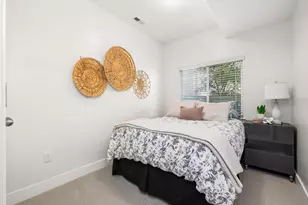 117 E Ridge View Dr, Elk Ridge, UT 84651 - Photo 32