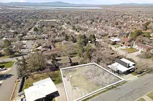 1159 Oakridge N, Centerville, UT 84014 - Photo 8