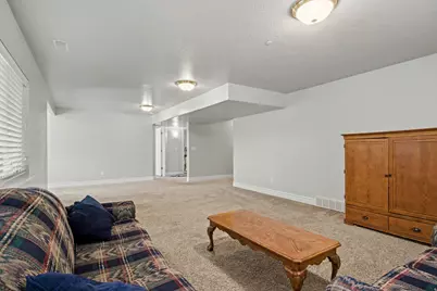 200 S Mahogany Way, Elk Ridge, UT 84651 - Photo 28