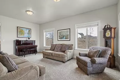 200 S Mahogany Way, Elk Ridge, UT 84651 - Photo 6