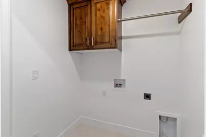 3130 N 1700 E, Layton, UT 84040 - Photo 16