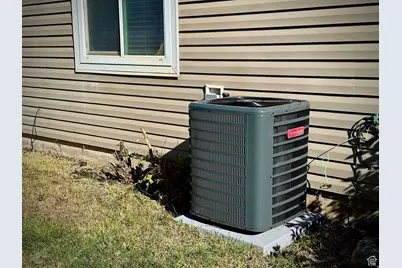 361 E 1900 N, North Ogden, UT 84414 - Photo 24