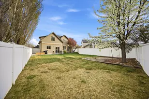 358 Lakeview Dr, Lehi, UT 84043 - Photo 20