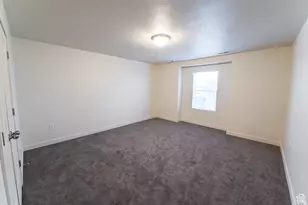 226 E 630 N, Vineyard, UT 84059 - Photo 12
