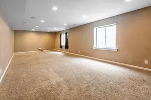 8349 S Sawtooth Oak Dr, West Jordan, UT 84081 - Photo 18