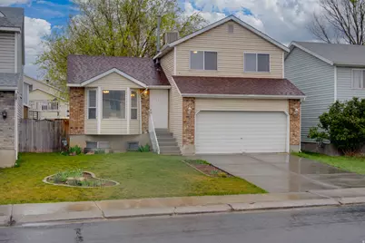 7960 S Shayla Dr, West Jordan, UT 84088 - Photo 2
