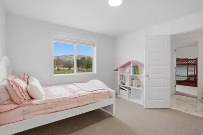 13334 S Henning Cir, Herriman, UT 84096 - Photo 30