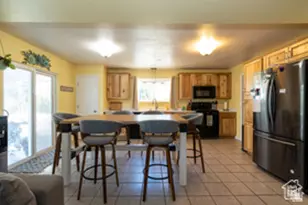 1250 N Lewis Peak Dr, Ogden, UT 84404 - Photo 12