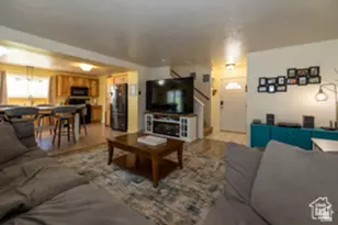 1250 N Lewis Peak Dr, Ogden, UT 84404 - Photo 8