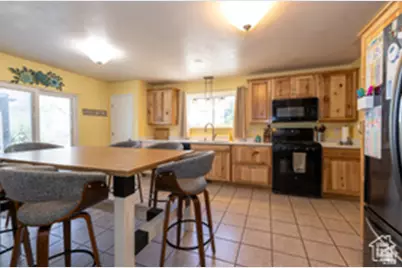 1250 N Lewis Peak Dr, Ogden, UT 84404 - Photo 10