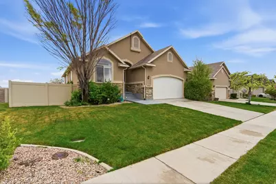 2257 W 2120 N, Lehi, UT 84043 - Photo 2