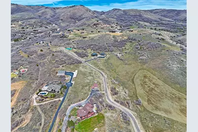 2252 E Lauren Ln, Liberty, UT 84310 - Photo 90