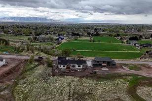 702 N 2000 E, Mapleton, UT 84664 - Photo 14