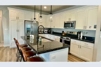 582 E Petersen Pkwy, South Weber, UT 84405 - Photo 8