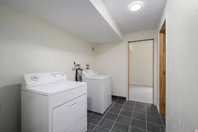 4851 E Lake Creek Rd, Heber City, UT 84032 - Photo 34