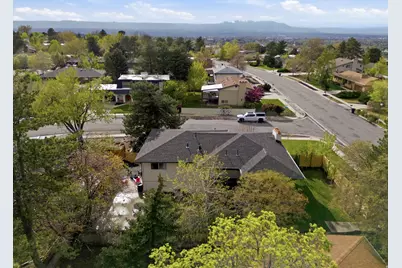 7145 S Cavalier Cir, Cottonwood Heights, UT 84121 - Photo 40