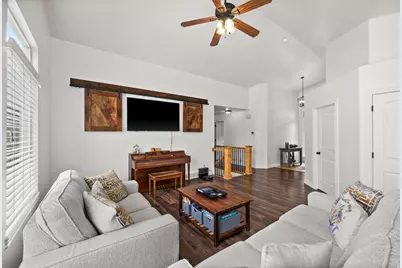 4115 E Dakota Dr, Eagle Mountain, UT 84005 - Photo 4