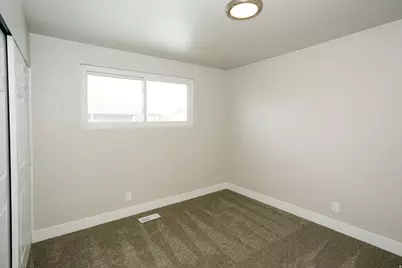 1950 W Zachary Dr N, Salt Lake City, UT 84116 - Photo 10