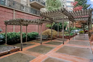 150 S 300 E, Salt Lake City, UT 84111 - Photo 20