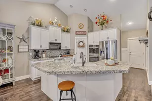 2462 W Stonehaven Loop S, Lehi, UT 84043 - Photo 6
