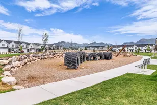 977 E Seaside St, Saratoga Springs, UT 84045 - Photo 30