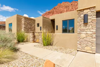 309 E 400 N, Ivins, UT 84738 - Photo 4