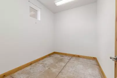 309 E 400 N, Ivins, UT 84738 - Photo 12