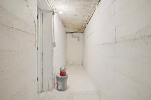 1379 S Utahna Dr W, Salt Lake City, UT 84104 - Photo 20