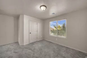 3544 E Broken Mesa Dr, Saint George, UT 84790 - Photo 14