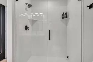 351 W 800 N, Salt Lake City, UT 84103 - Photo 14