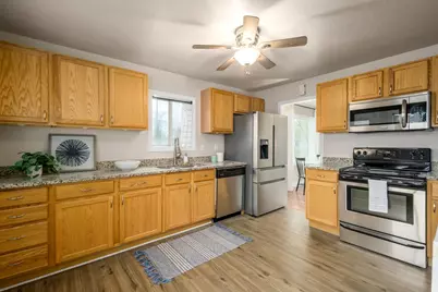 1011 S Emery St W, Salt Lake City, UT 84104 - Photo 14