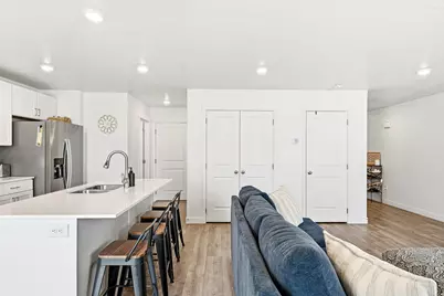 284 W 2050 N, Cedar City, UT 84721 - Photo 10