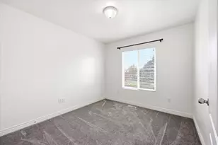 1282 N 25 E, Layton, UT 84041 - Photo 14