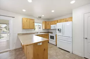 1282 N 25 E, Layton, UT 84041 - Photo 6