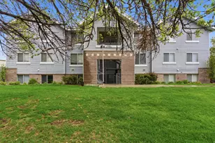 1533 N Riverside Ave W, Provo, UT 84604 - Photo 2