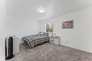 1253 E Meadow Ridge Rd S, Sandy, UT 84094 - Photo 18