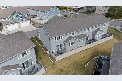 3326 E Caledonia Ave N, Eagle Mountain, UT 84005 - Photo 26