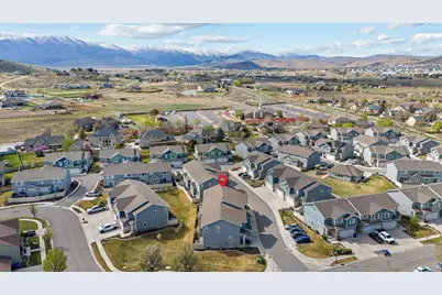 3326 E Caledonia Ave N, Eagle Mountain, UT 84005 - Photo 32