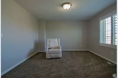 507 N Frost Ln E, Stansbury Park, UT 84074 - Photo 4