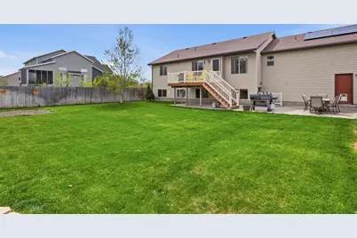 445 S Sunset Dr W, Kaysville, UT 84037 - Photo 26