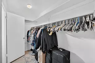 6869 S Countrywood Circle, Midvale, UT 84047 - Photo 14